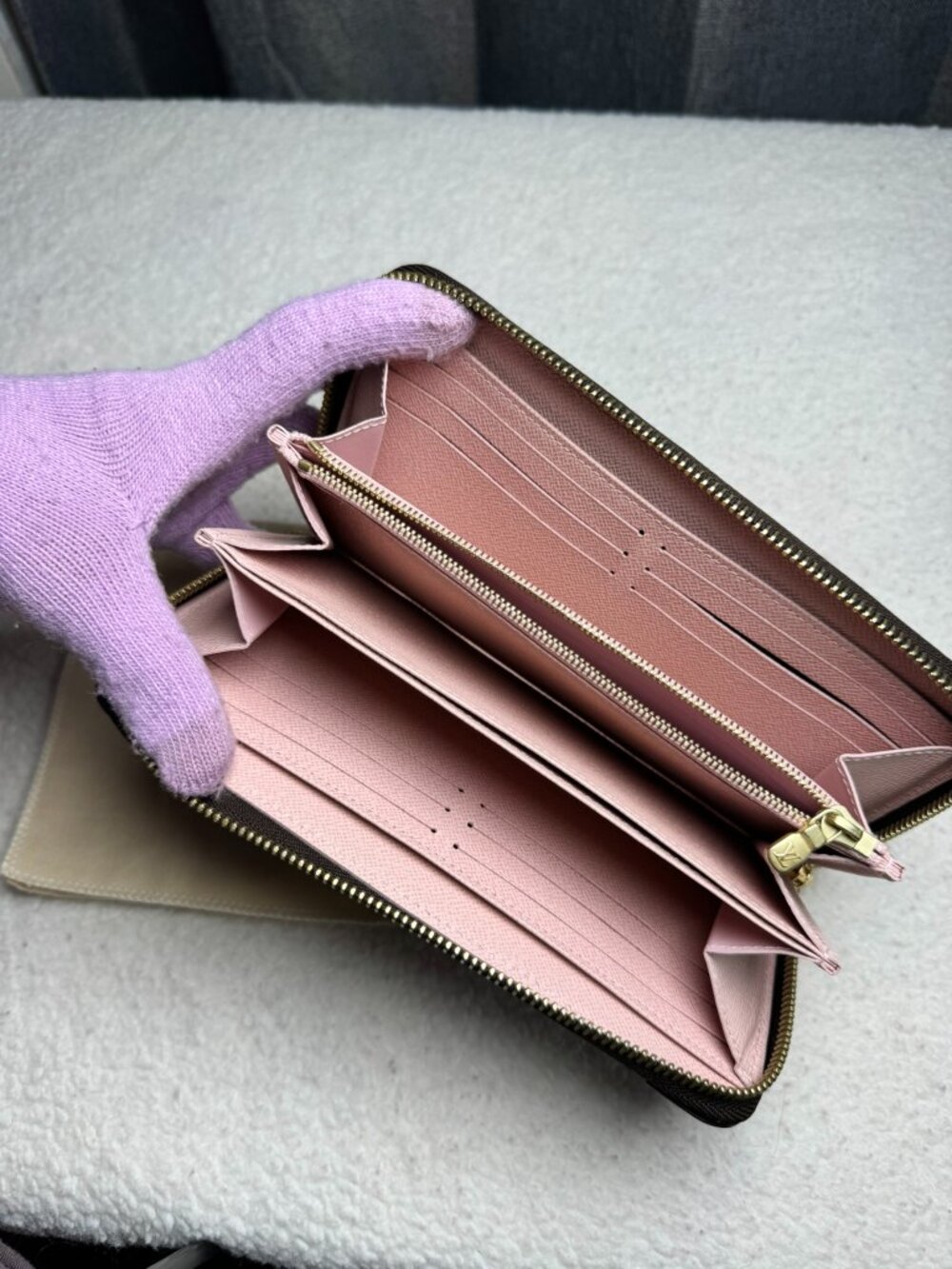 Authentic Louis Vuitton Monogram Zippy Long wallet Valentine Dog Rose Ballerine